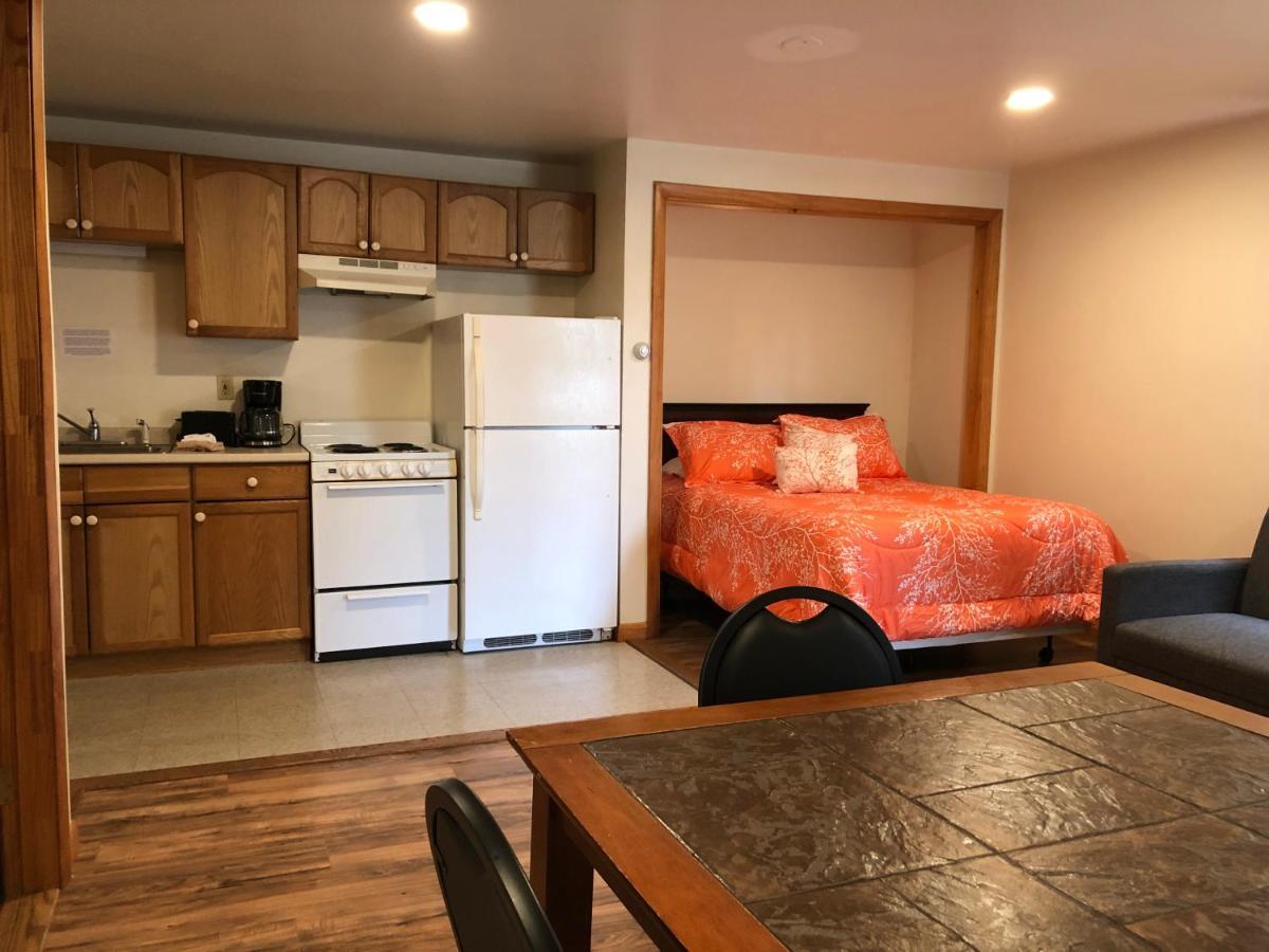 Marcotte Motor Court Motel