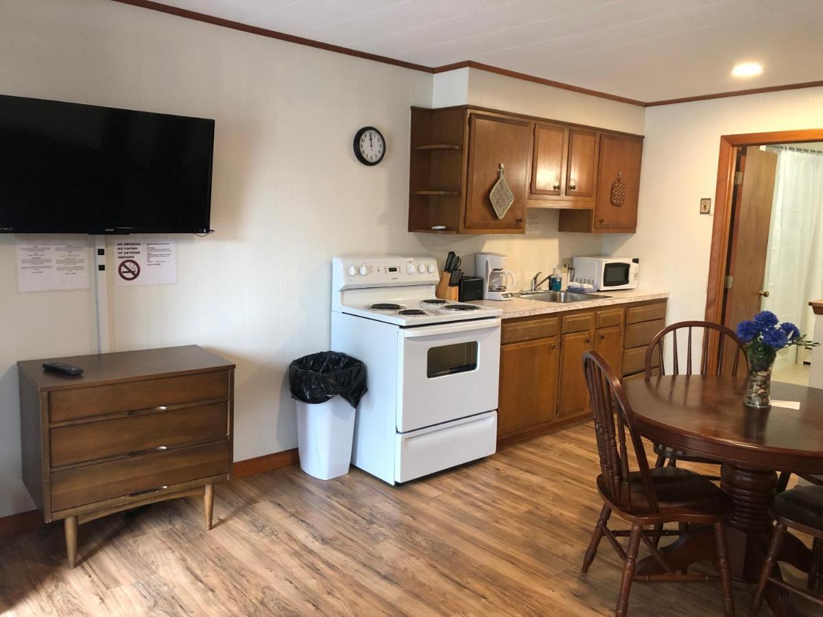 Motel Marcotte Motor Court